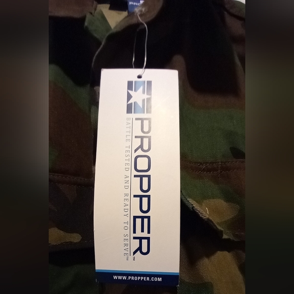 US Army uniform - Picture 2 of 3